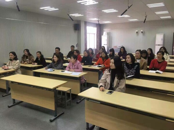 小学语文.jpg 小学语文.jpg