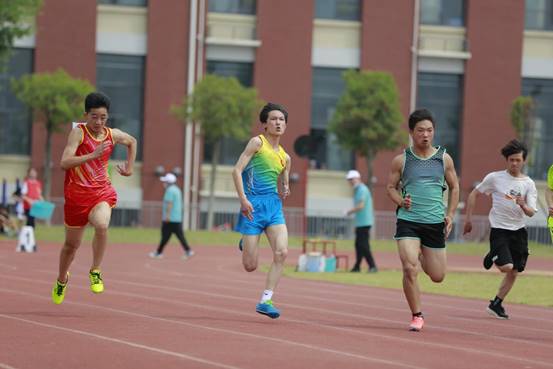 说明: 39b4334981888e22ea05264c3370db7